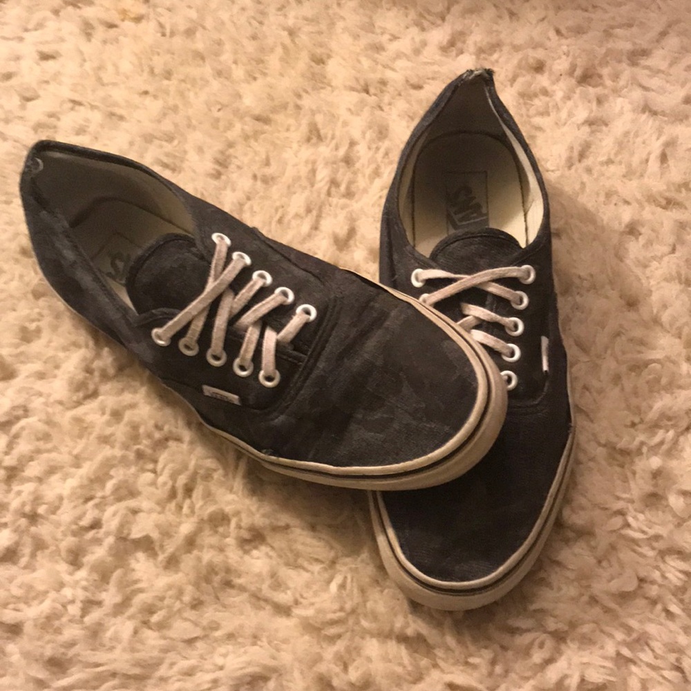 Hawaiian Leaf Vans